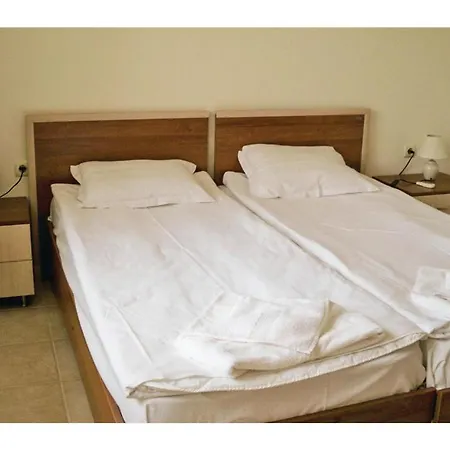 Two-bedroom In Sozopol/budzhaka Apartmán