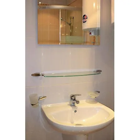 Two-bedroom In Sozopol/budzhaka